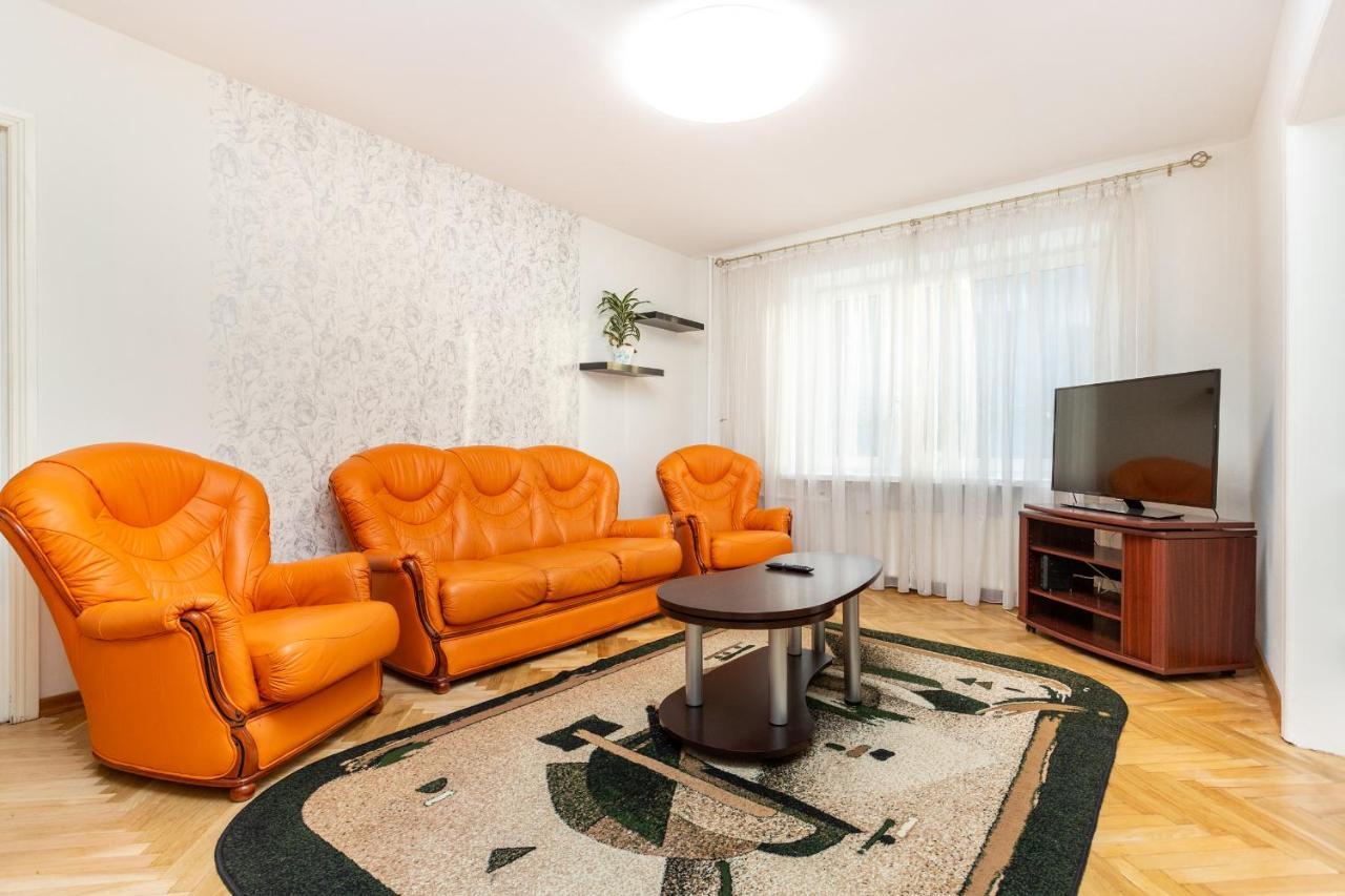 3 Room Central Apartmend 90M2 Parking For One Car Fifth Floor And The Building Does Not Have An Elevator タリン エクステリア 写真
